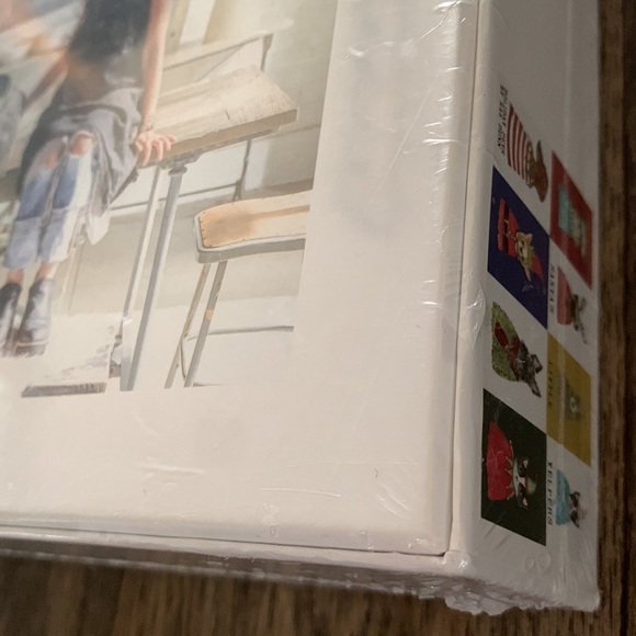 Rae Dunn Holiday Pets 1000 piece puzzle approx 27.5”X19.6”New, sealed - Picture 14 of 17